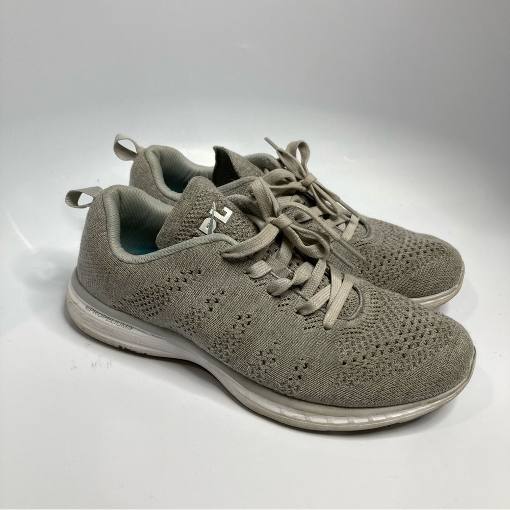 APL Techloom pro sneakers‎ size 9.5